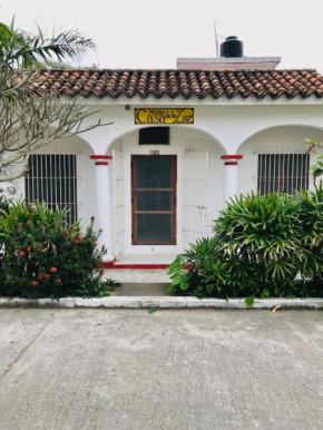 Отель Casa De La Luz - Guesthouse  Тлакотальпан